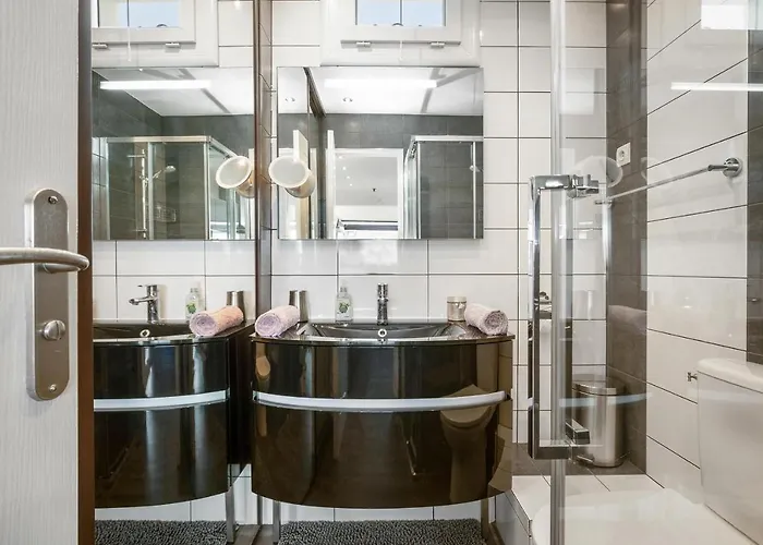 Village Naturiste R4n - Passion Port Nature Agde